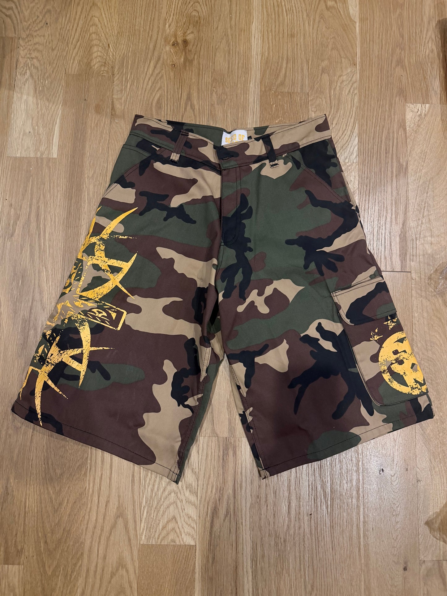 KIBRA Baggy Camo Jorts